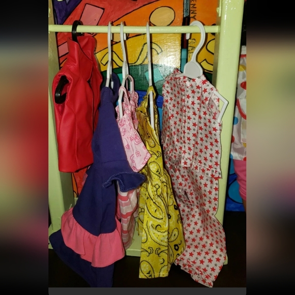 :* Our Generation Battat Girl Doll lot  black hair & clothes Outfit 18" doll lot - Picture 4 of 12